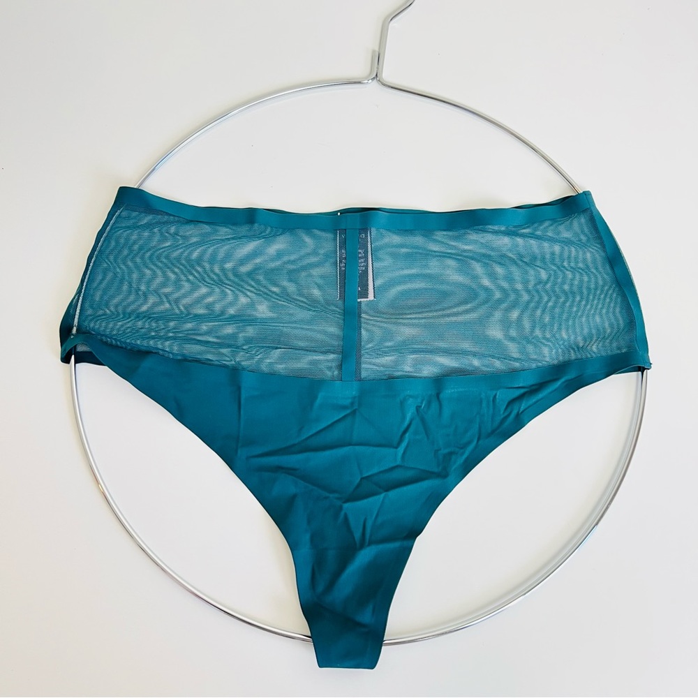 NWT Victoria’s Secret Emerald Mesh High Waist Cut Out Thong V-String Panty